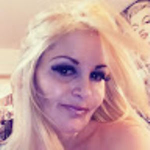 Meet your Posher, Lea